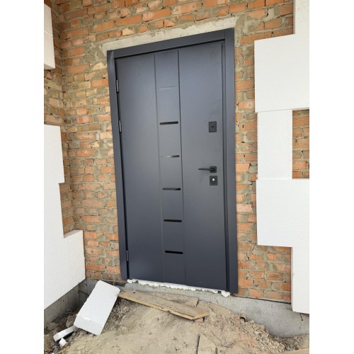 Вхідні двері Ніка