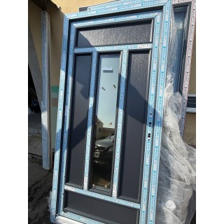 Вхідні двері під замовлення 