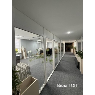 Перегородки з пластикових вікон в офіс 